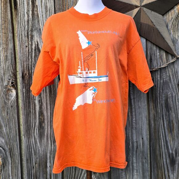 Orange Graphic Tshirt Size L Fishing Boat Maureen Jane Portsmouth NH Wanchese - Picture 1 of 9